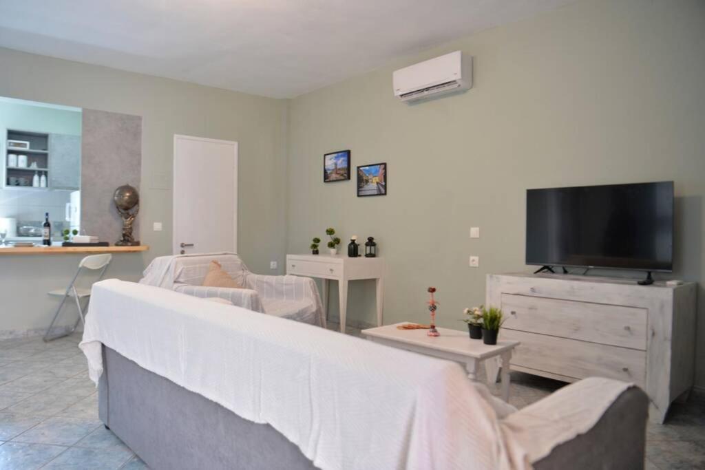 Seaside Villa Alexandra,Acharavi. Aharávi Kültér fotó