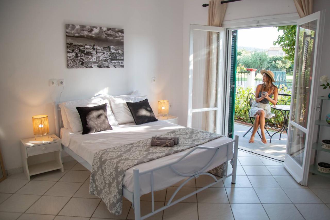 Seaside Villa Alexandra,Acharavi. Aharávi Kültér fotó